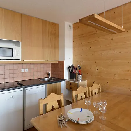 Confortable Skis Aux Pieds, Balcon, Animaux Admis, Belle Plagne - Fr-1-181-1182 Apartment